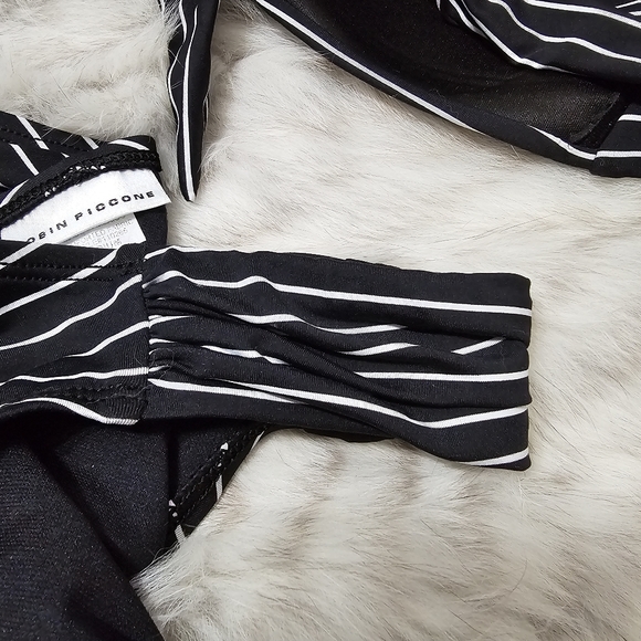 Robin Piccone Swim Robin PicconeNautical Stripe Bandeau Bikini Top & Bottom Sz M - Picture 6 of 10